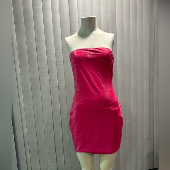 🌸AMTIOUS pink snake print dress 🌷 - Picture 2 of 7